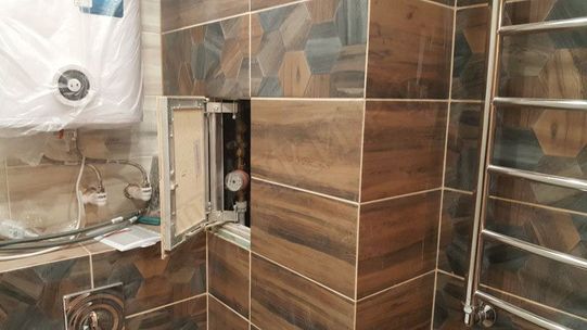 Люк под плитку Нажимной Секрет-Лайт 550*650 Люк под плитку Нажимной Секрет-Лайт 550*650